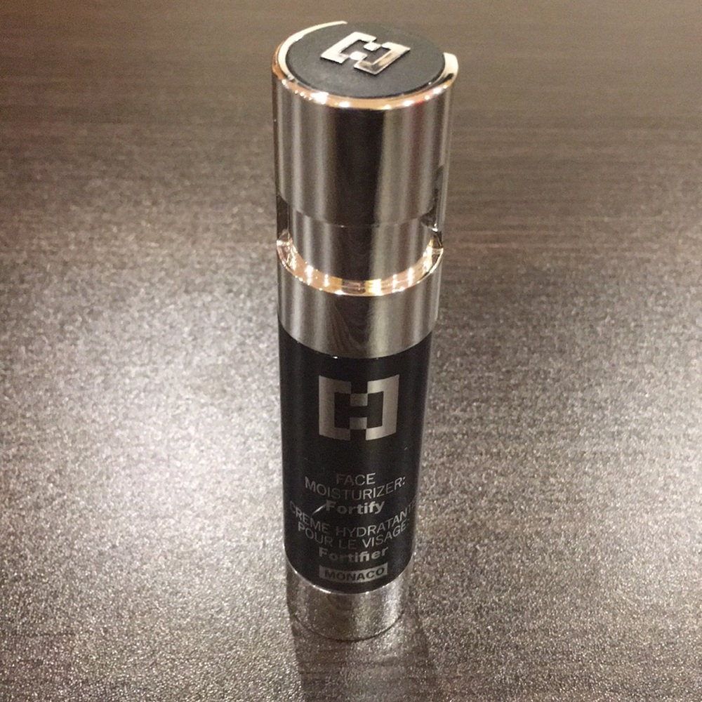 Homage Monaco face moisturizer